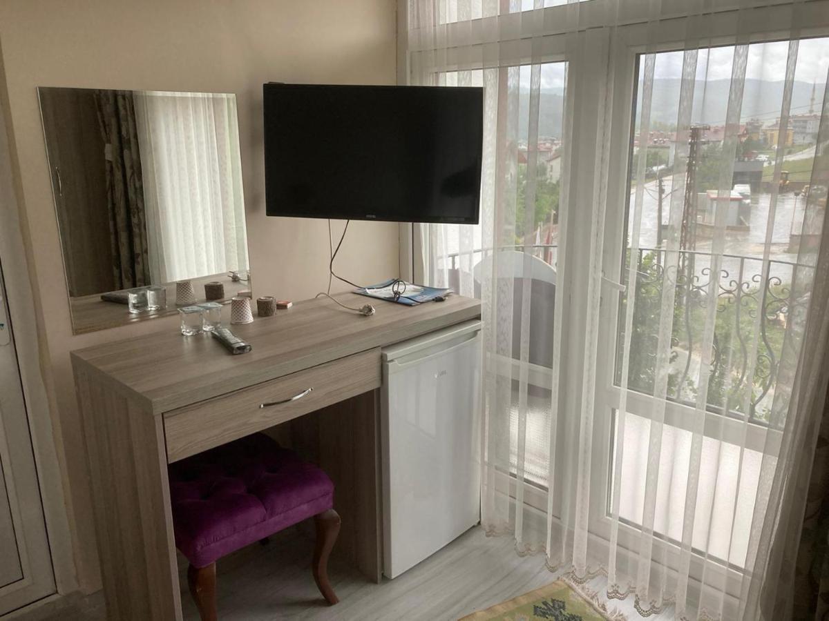 Sarimese Otel Demirci   Εξωτερικό φωτογραφία